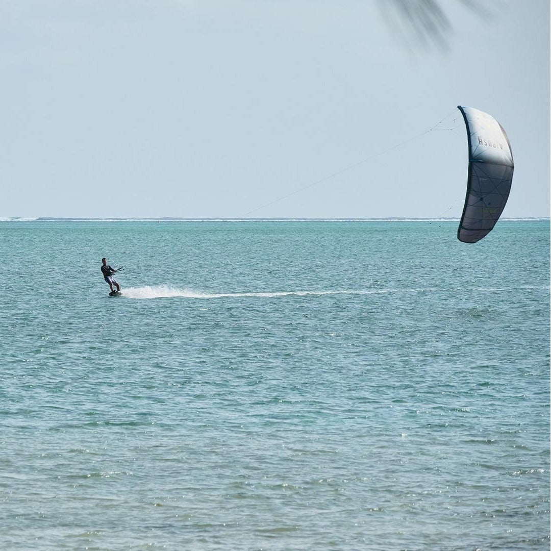 Airush LITHIUM TEAM V13 Kite
