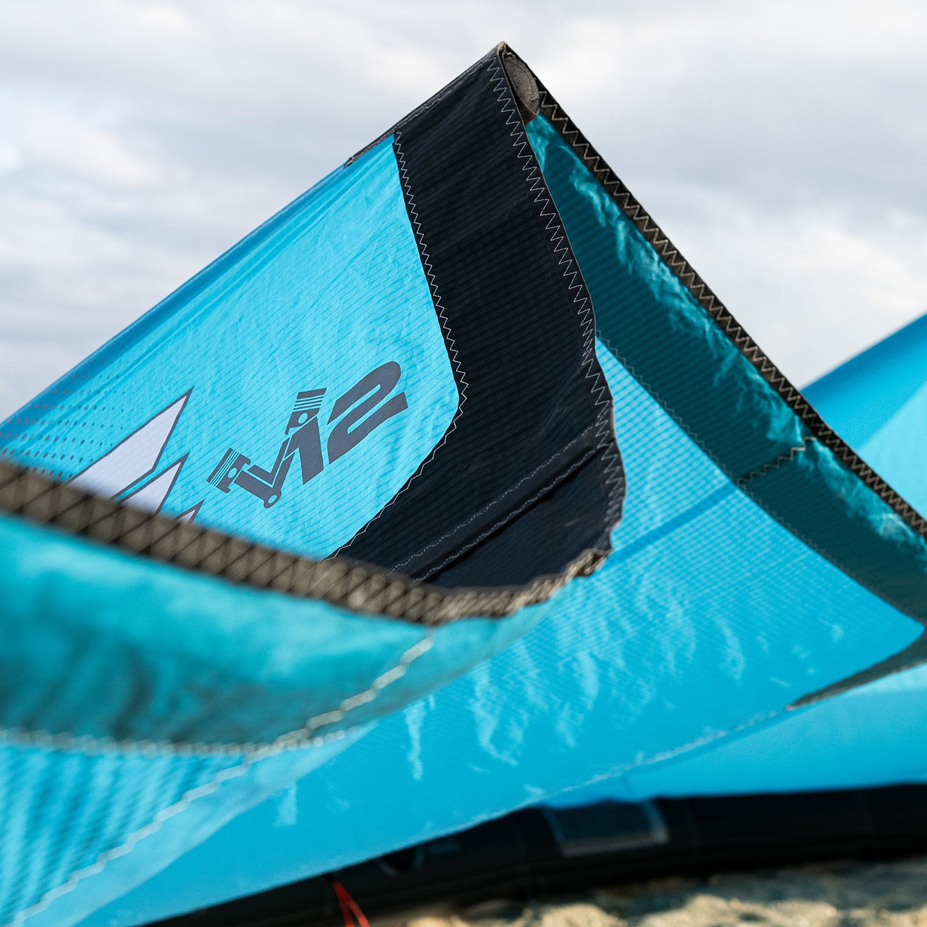 Ozone EDGE V12 Kite - Kites