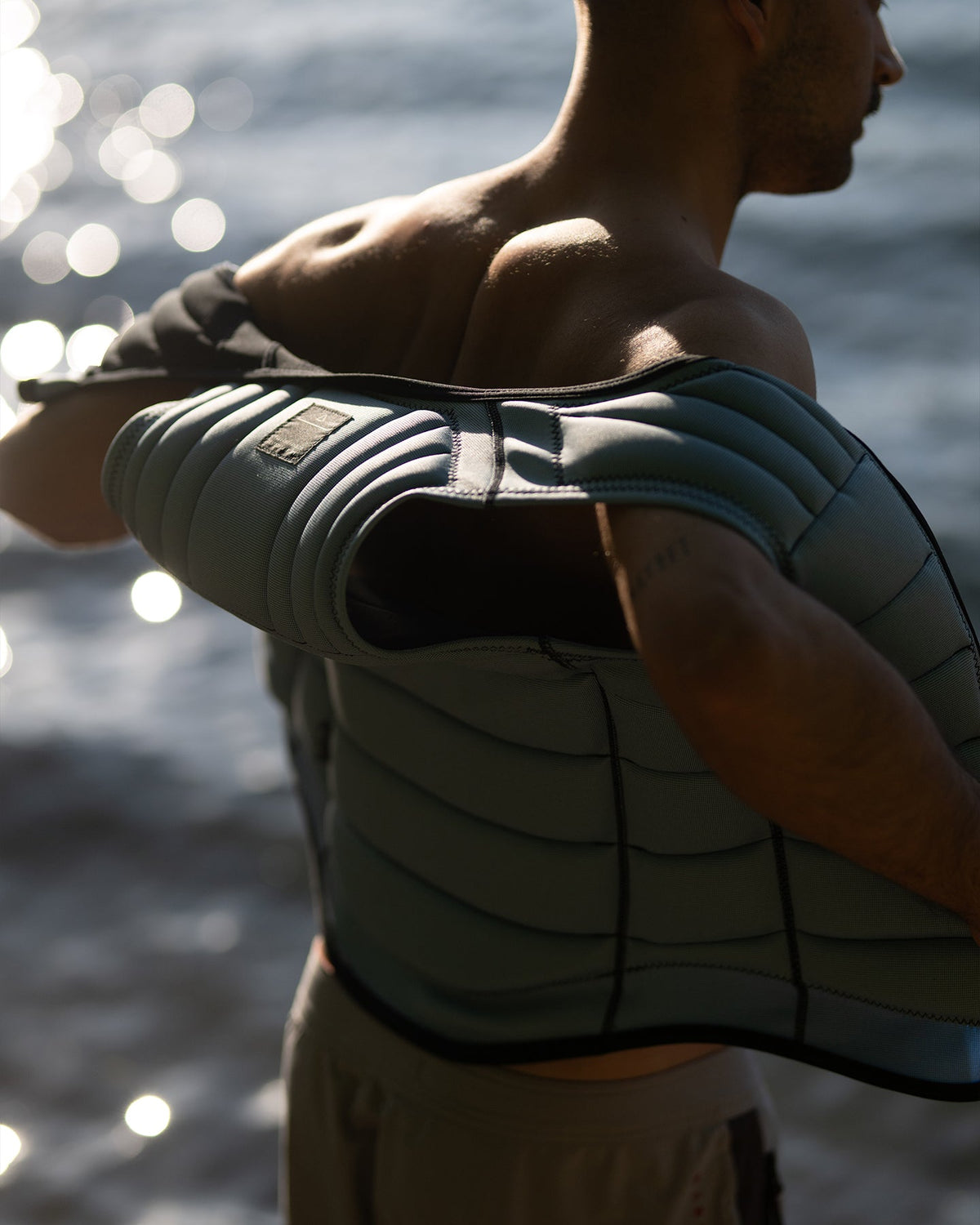 Follow Total | 26 - Impact Wake Vests