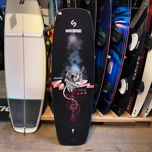 Slingshot BEARDEN Wakeboard 144cm WK-014 USED | 24 - Wakeboards (GRADE C)