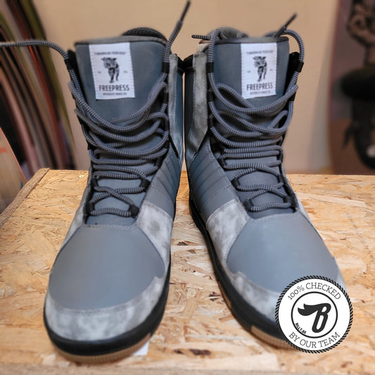 Hyperlite Freepress System Boot H114 - US 13 USED | 22 - System Boots (GRADE A)
