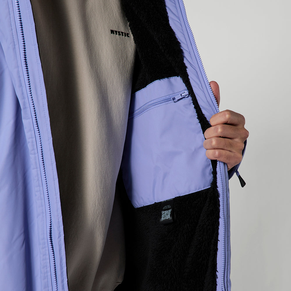 Mystic Poncho Explore | 24