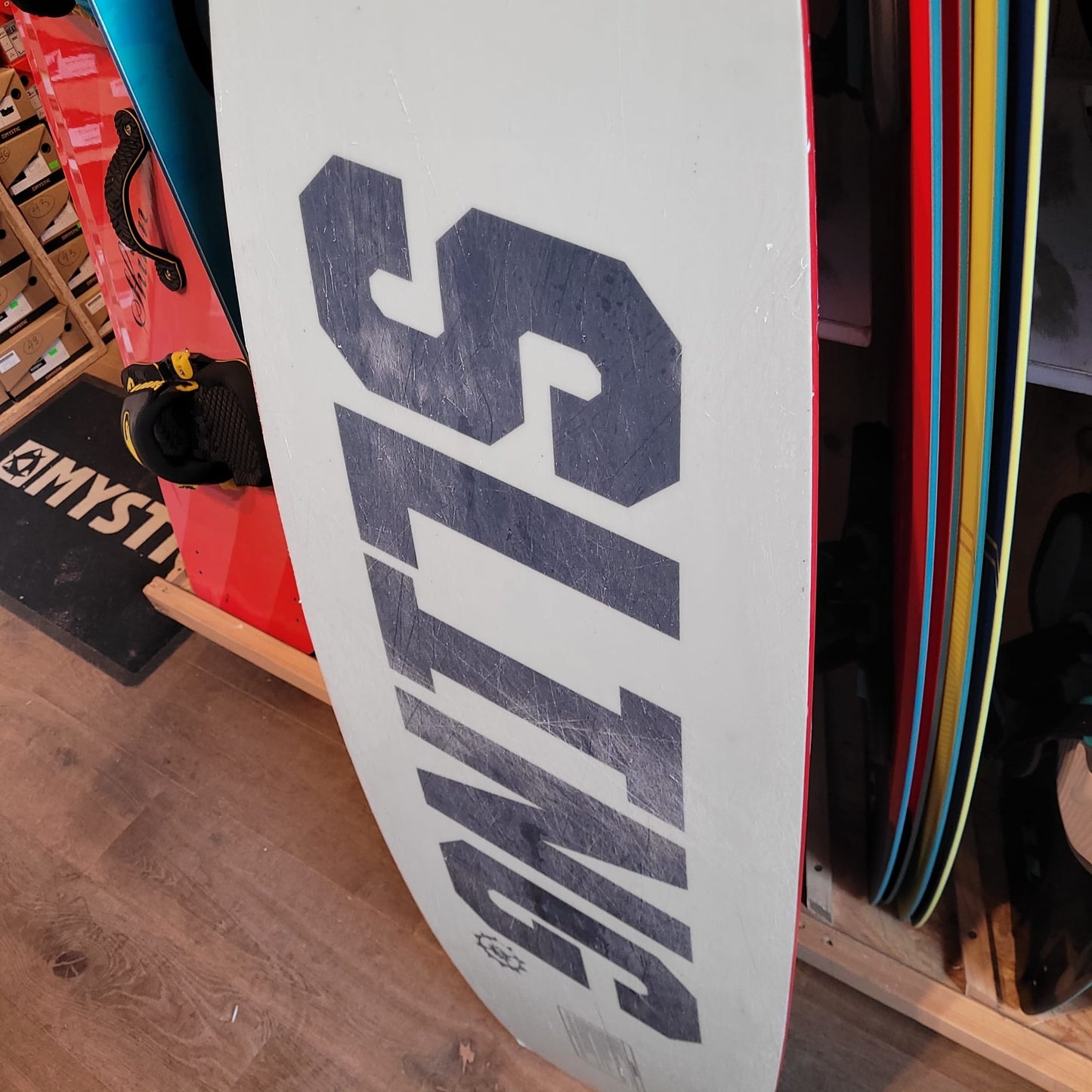 Slingshot Terrain 140cm Wakeboard BWT8 USED | 21 - Wakeboards (GRADE C)