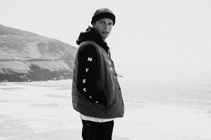 Mystic Bolt Hood Sweat | 23 - Sweats