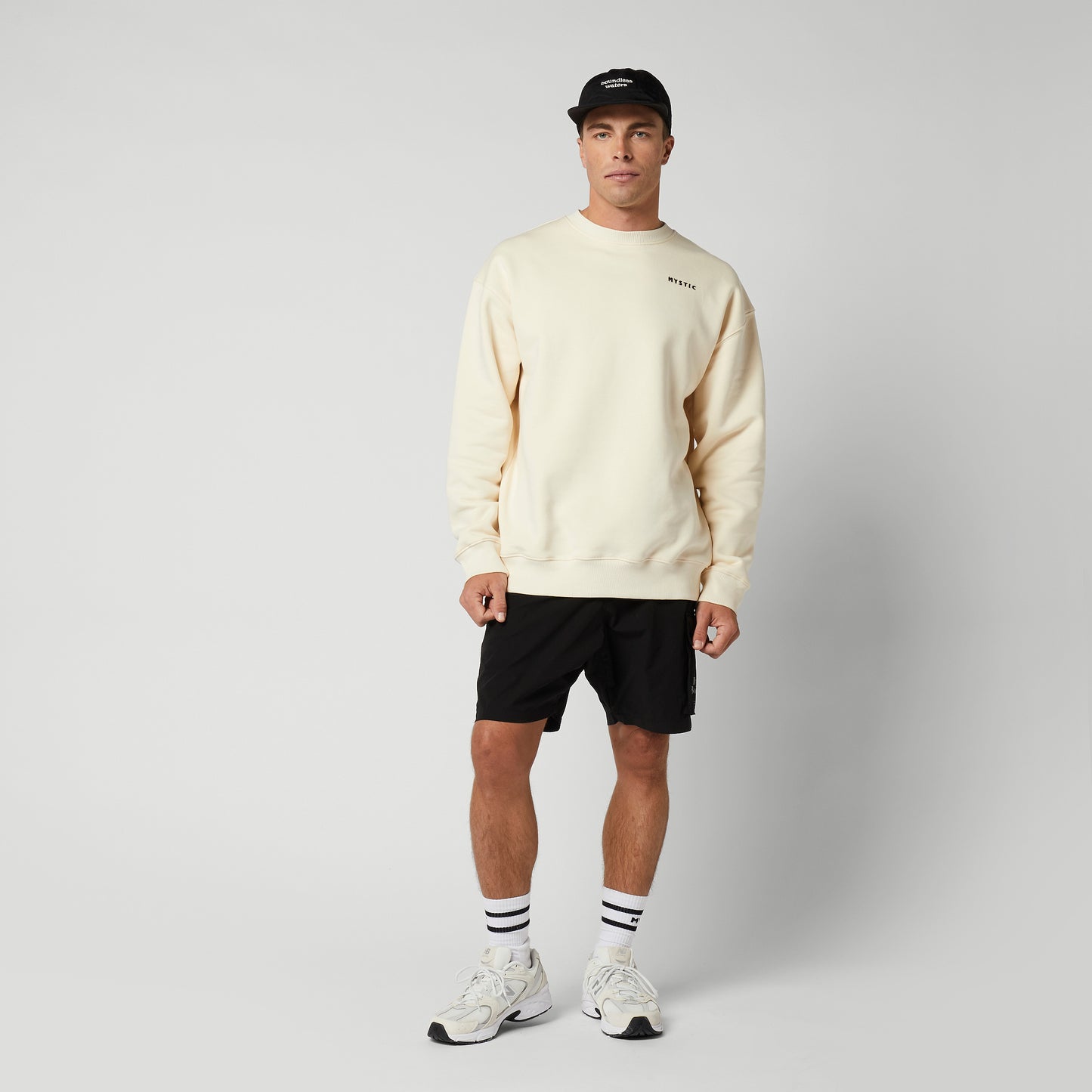 Mystic Trace Crew Sweat | 24 - Sweats