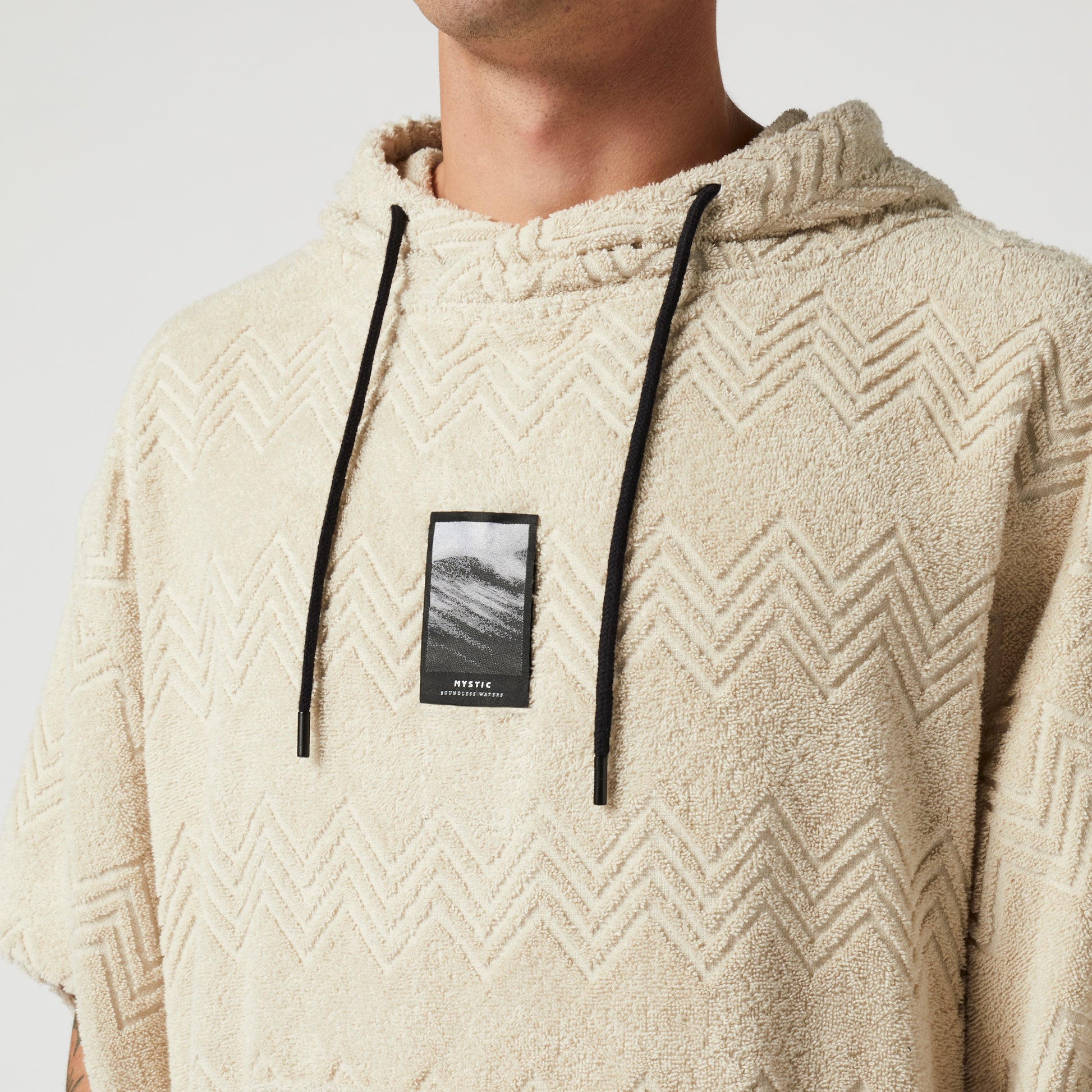 Mystic Poncho Jacquard | 24 - Ponchos