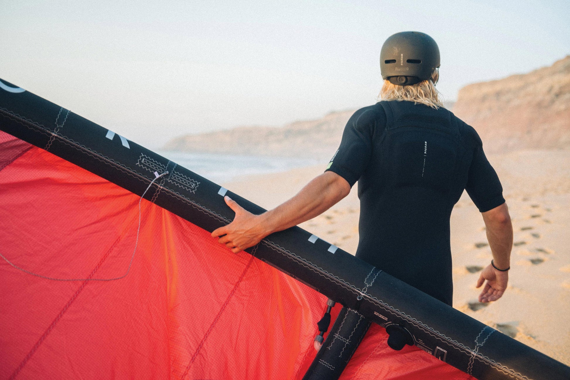 Mystic Impact Shorty | 24 - Short Arm / Front-zip