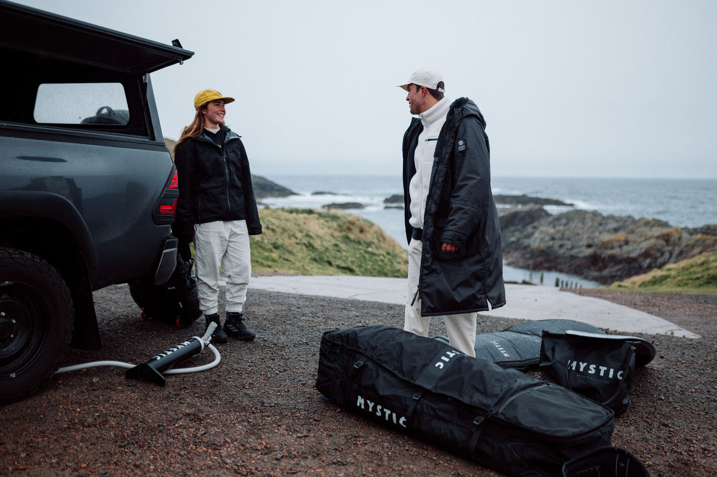 Mystic Elevate Lightweight Boardbag - Boardbags (Wheels)