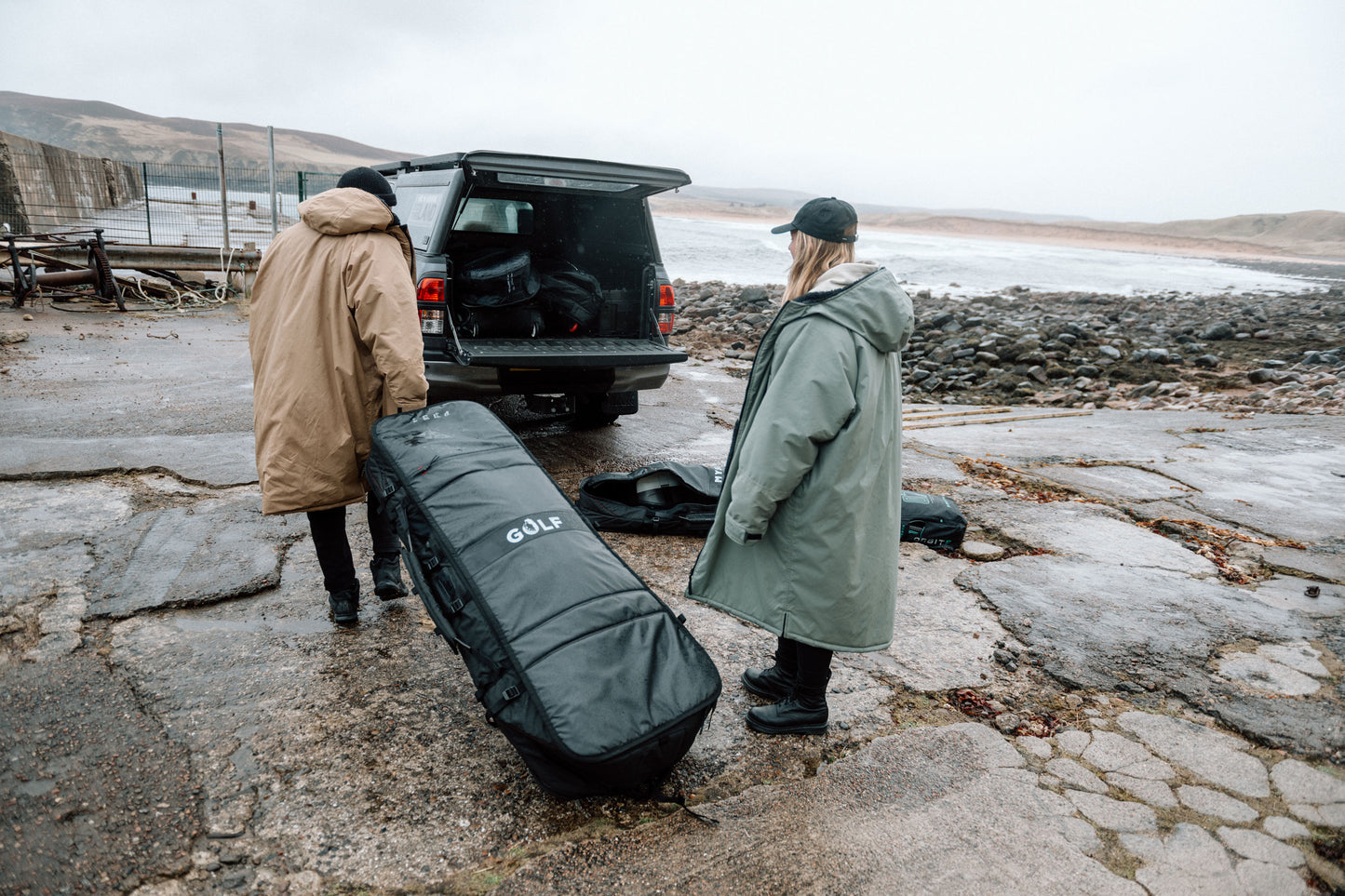 Mystic Saga Golfbag Boardbag - Boardbags (Wheels)