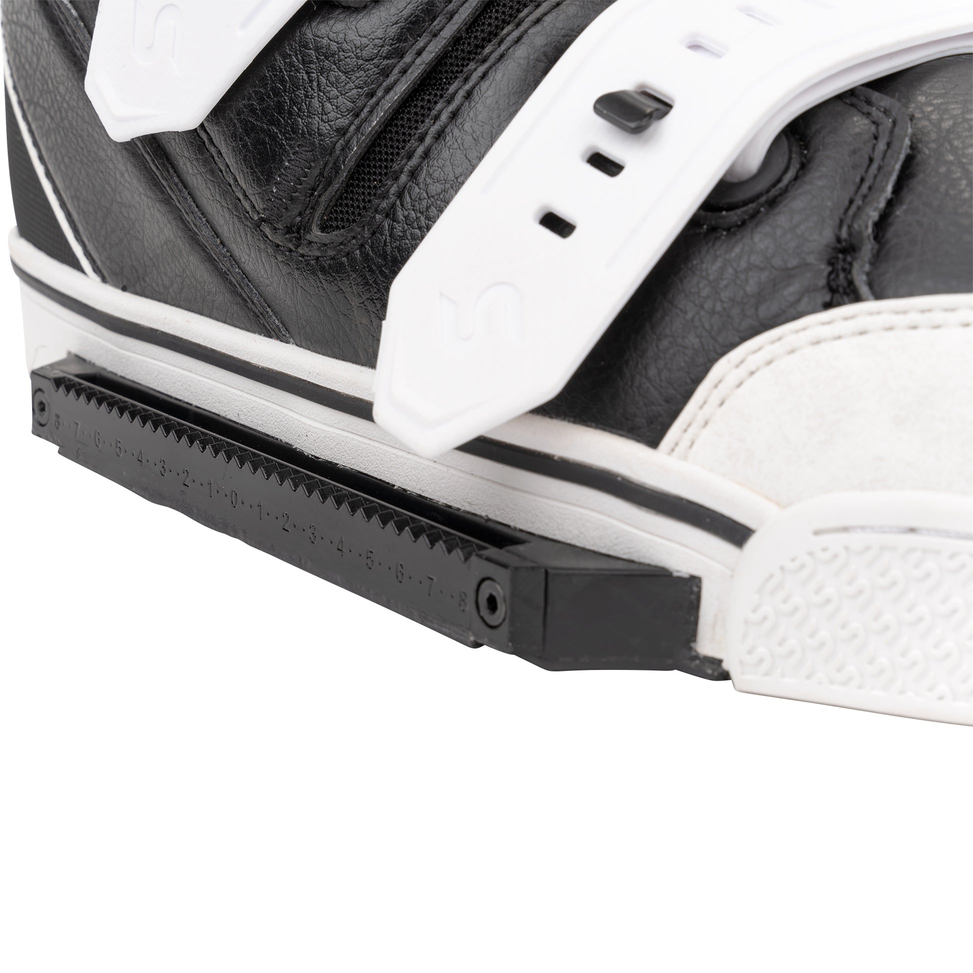 Slingshot KTV EVERSHRED Wakeboots | 24 - Closed Toe Boots