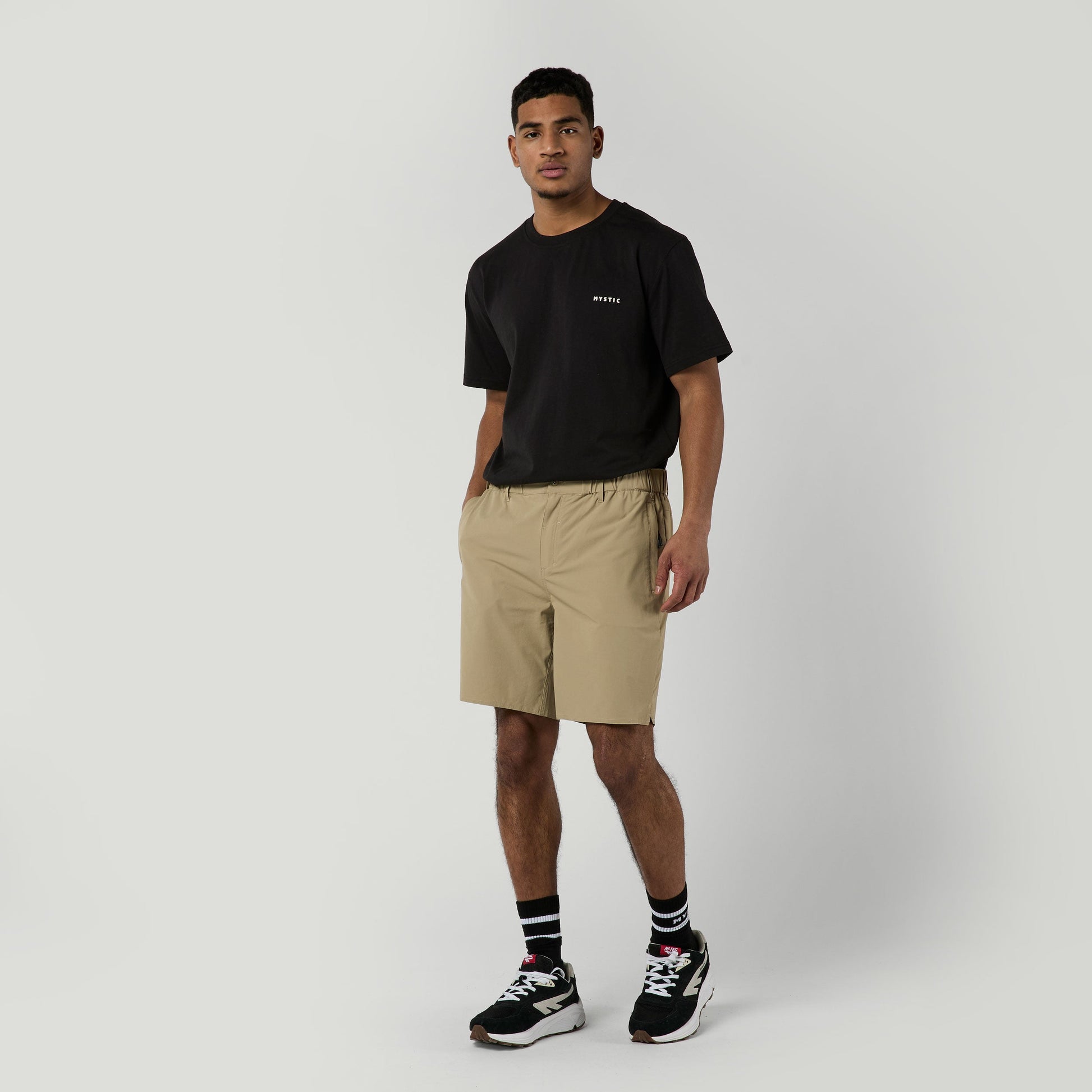 Mystic Endure Hybrid Short - Shorts