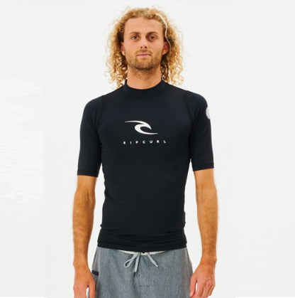 Rip Curl Corps Short Sleeve Uv Tee Black 12Jmrv - S/S Vests