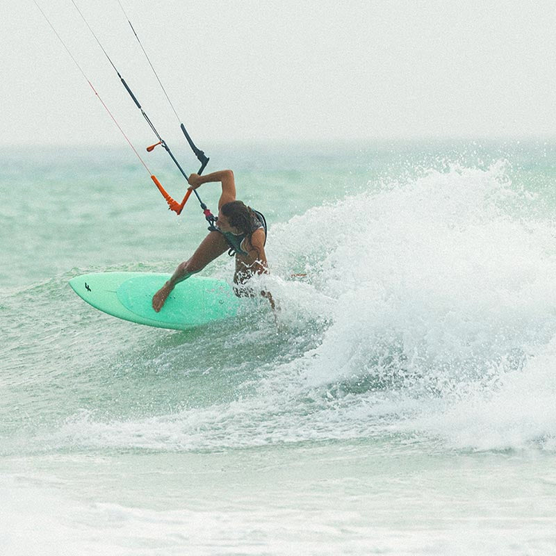F-One MITU PRO FLEX (with FLOW XS Thruster set) - Waveboards