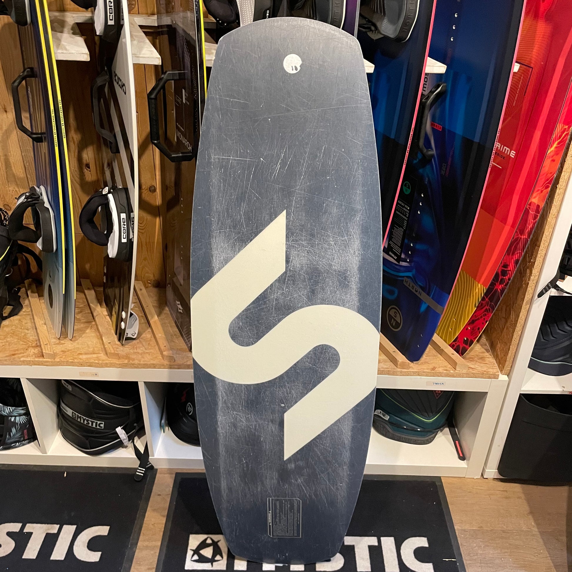 Slingshot COALITION Wakeboard 145cm WK-010 USED | 24 - Wakeboards (GRADE C)