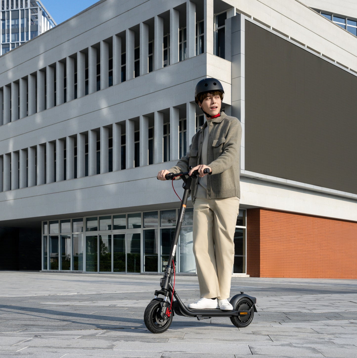 Segway Ninebot F2 PRO E II Kickscooter 900w 36v 460 Wh - E-Steps