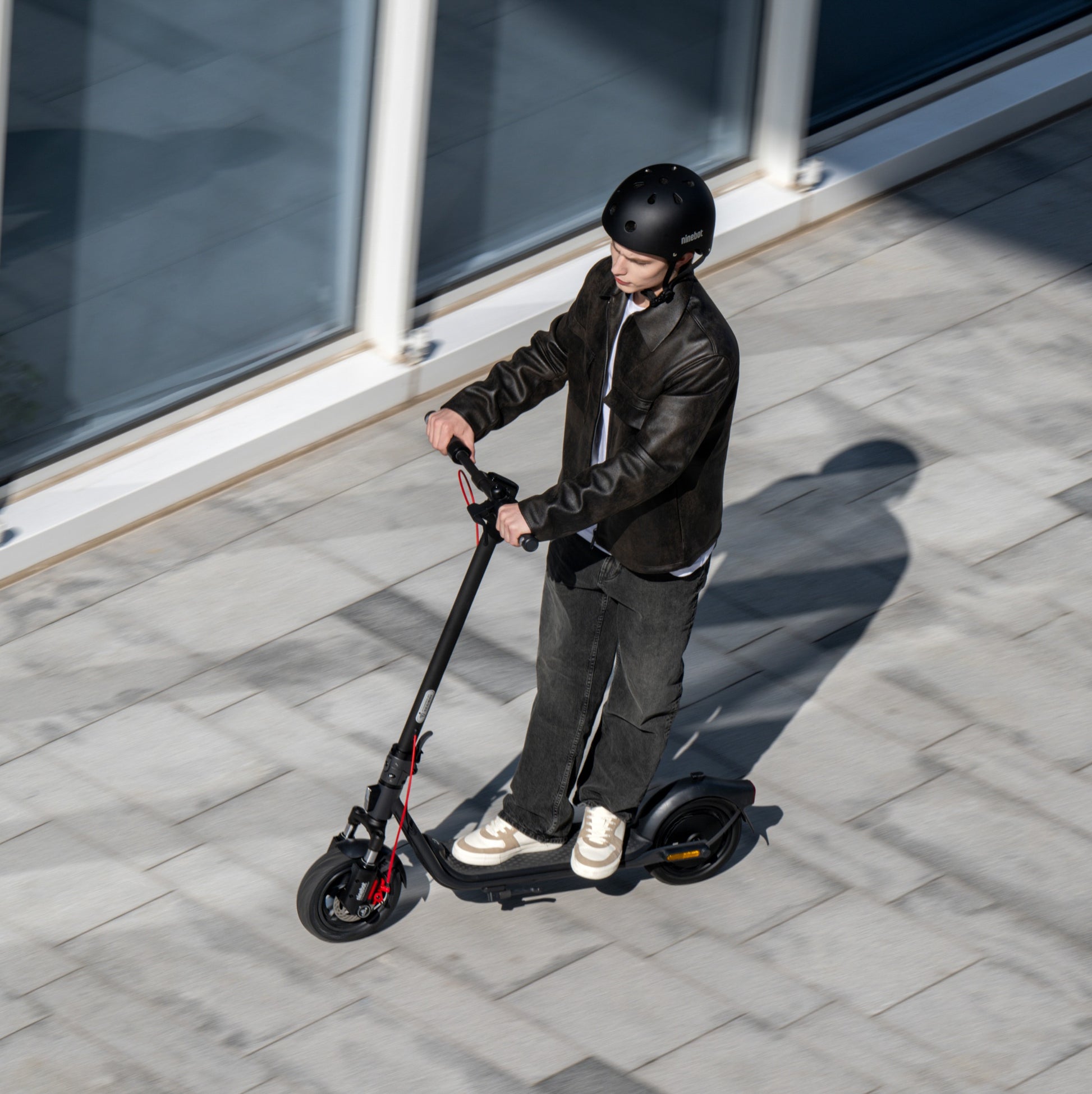 Segway Ninebot F2 PRO E II Kickscooter 900w 36v 460 Wh - E-Steps