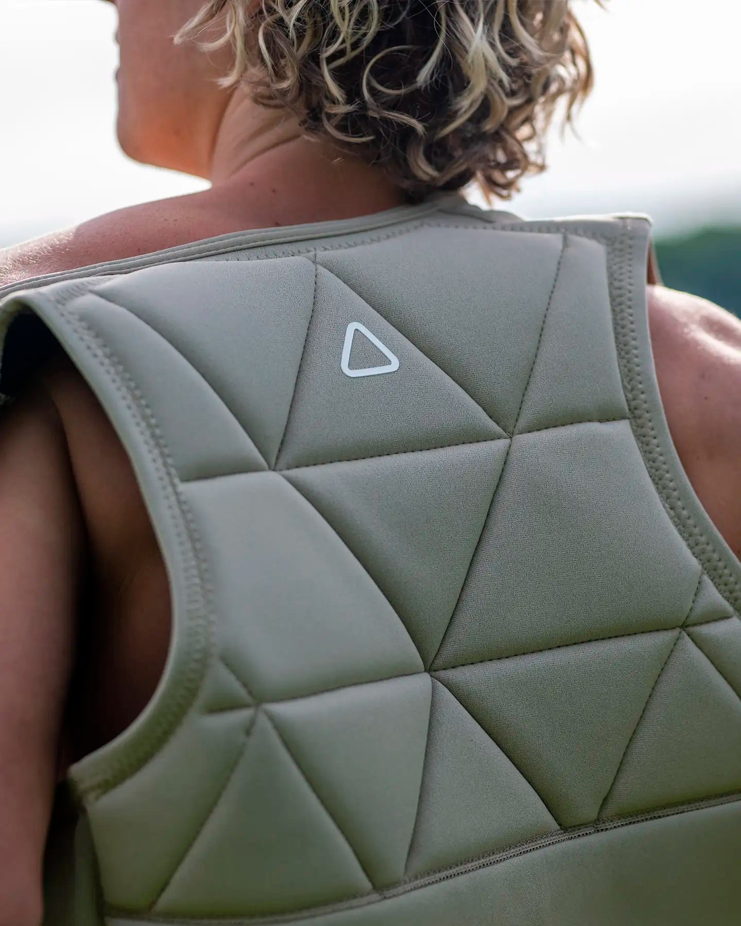 Follow Love nor Money | 26 - Impact Wake Vests