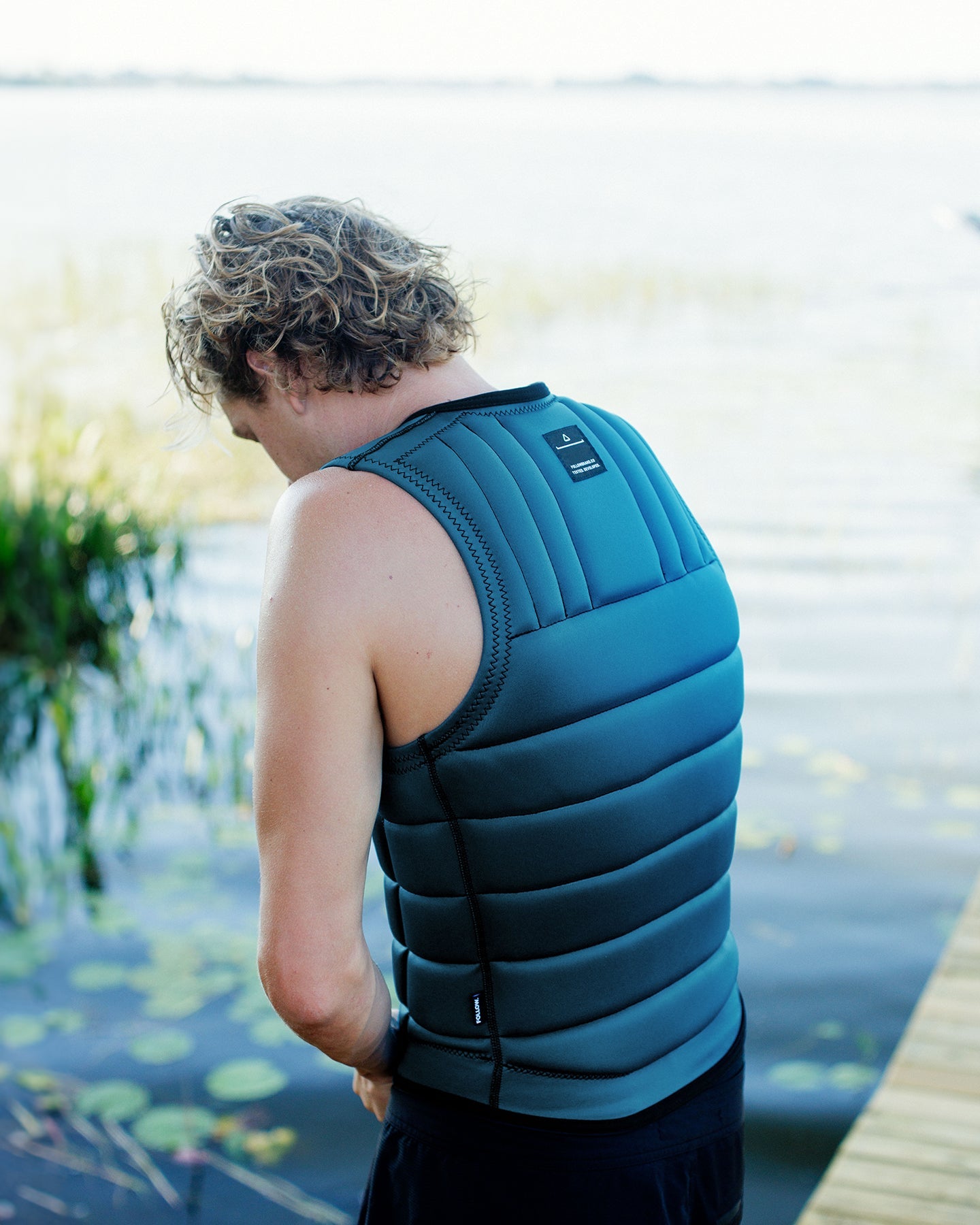 Follow Total | 26 - Impact Wake Vests
