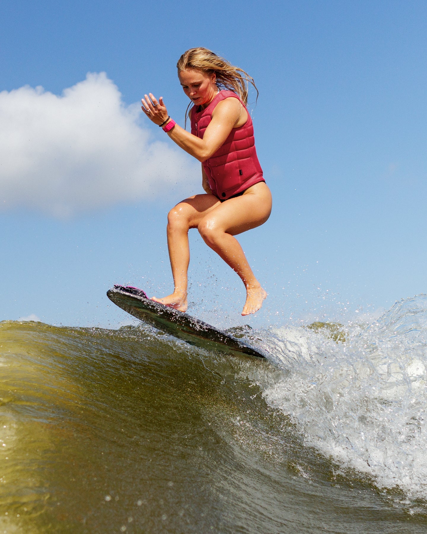Follow Total Ladies | 26 - Impact Wake Vests