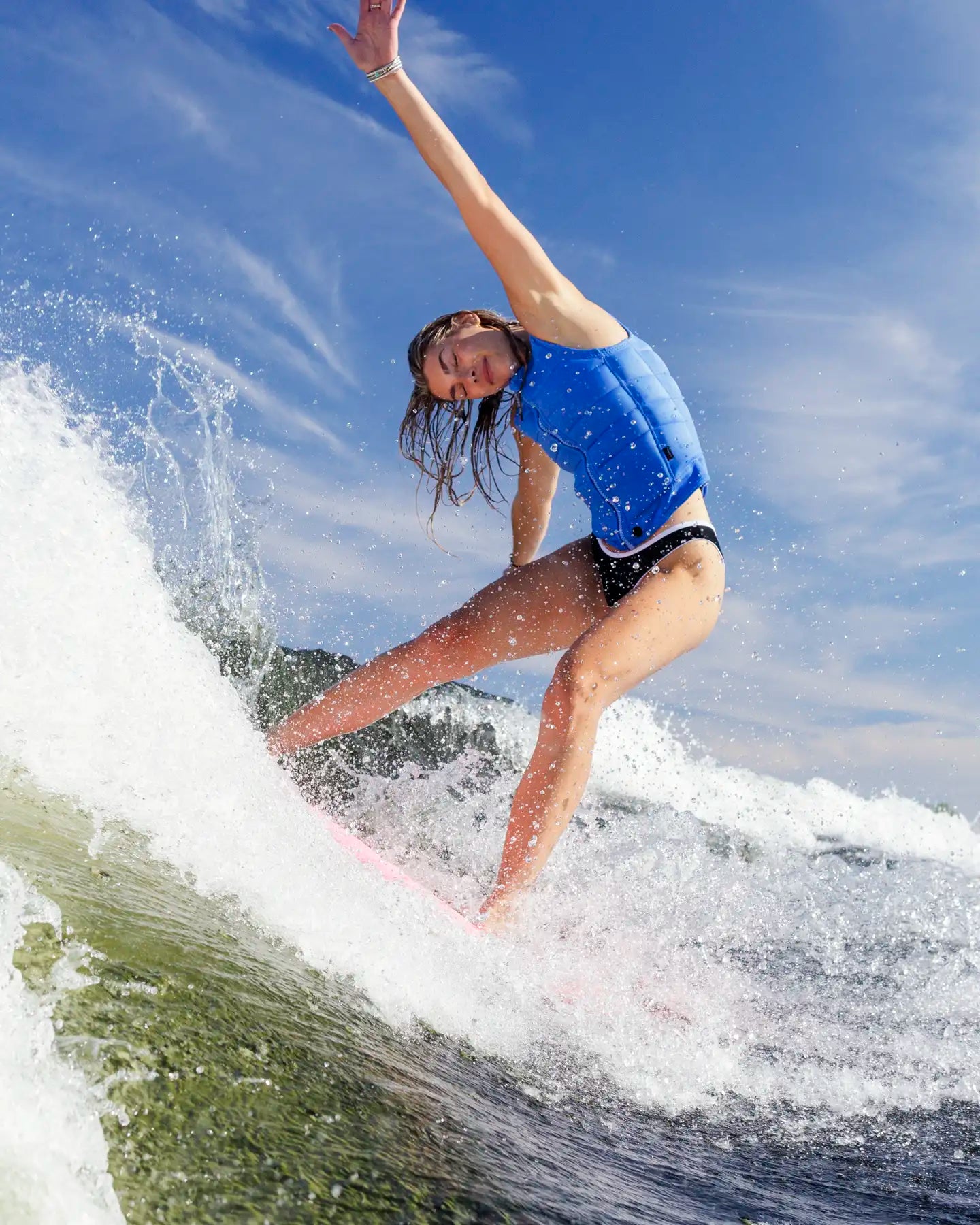 Follow Total Ladies | 26 - Impact Wake Vests