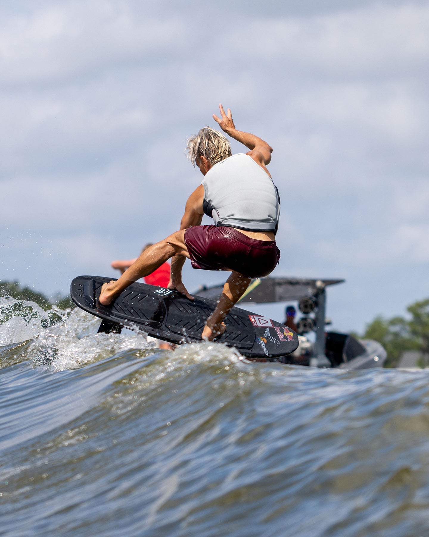 Follow Affix | 26 - Impact Wake Vests
