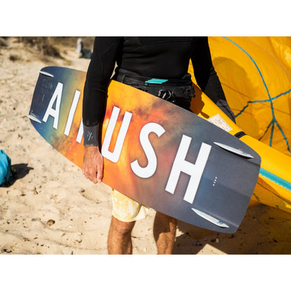 Airush Apex v8