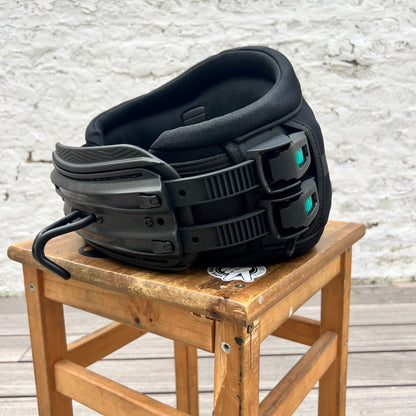 Ride Engine Elite Carbon Type 1 Hyperlock Harness w/spreader Bar USED | 25 - Kite Waist Hardshell (GRADE A)