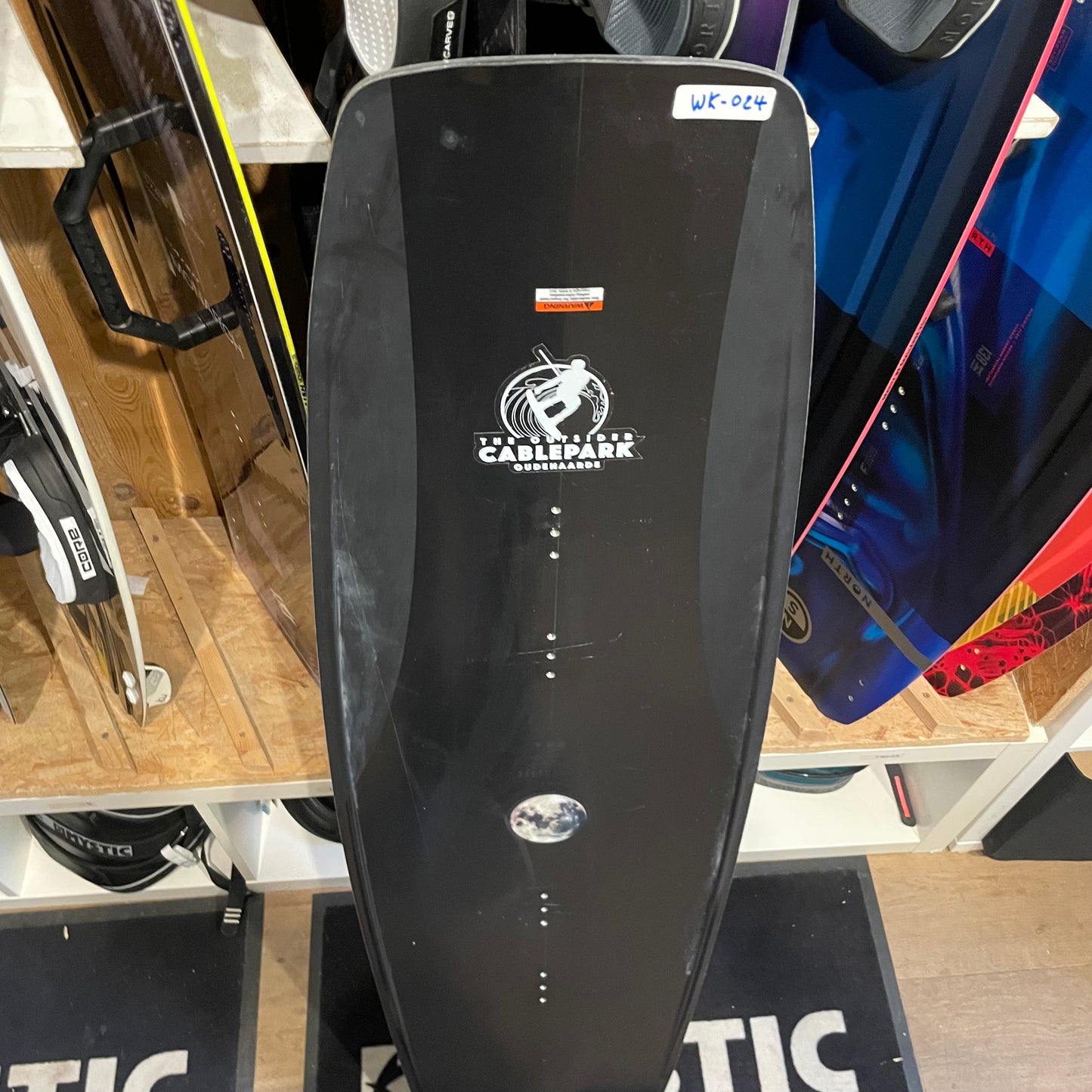 Hyperlite pleasure board 148cm WK024 USED | 25 - Wakeboards (GRADE B)
