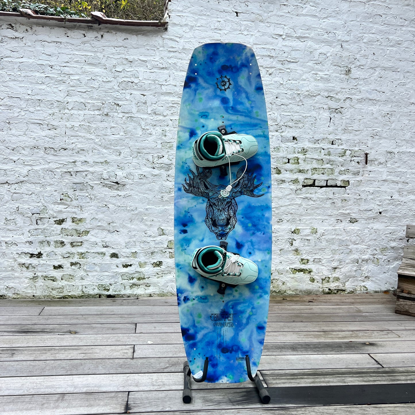 Slingshot CONTRAST Wakeboard 142cm + Bindings Jewel US9/EU40 USED | 20 - Bundles (GRADE A)