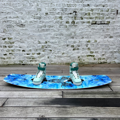 Slingshot CONTRAST Wakeboard 142cm + Bindings Jewel US9/EU40 USED | 20 - Bundles (GRADE A)