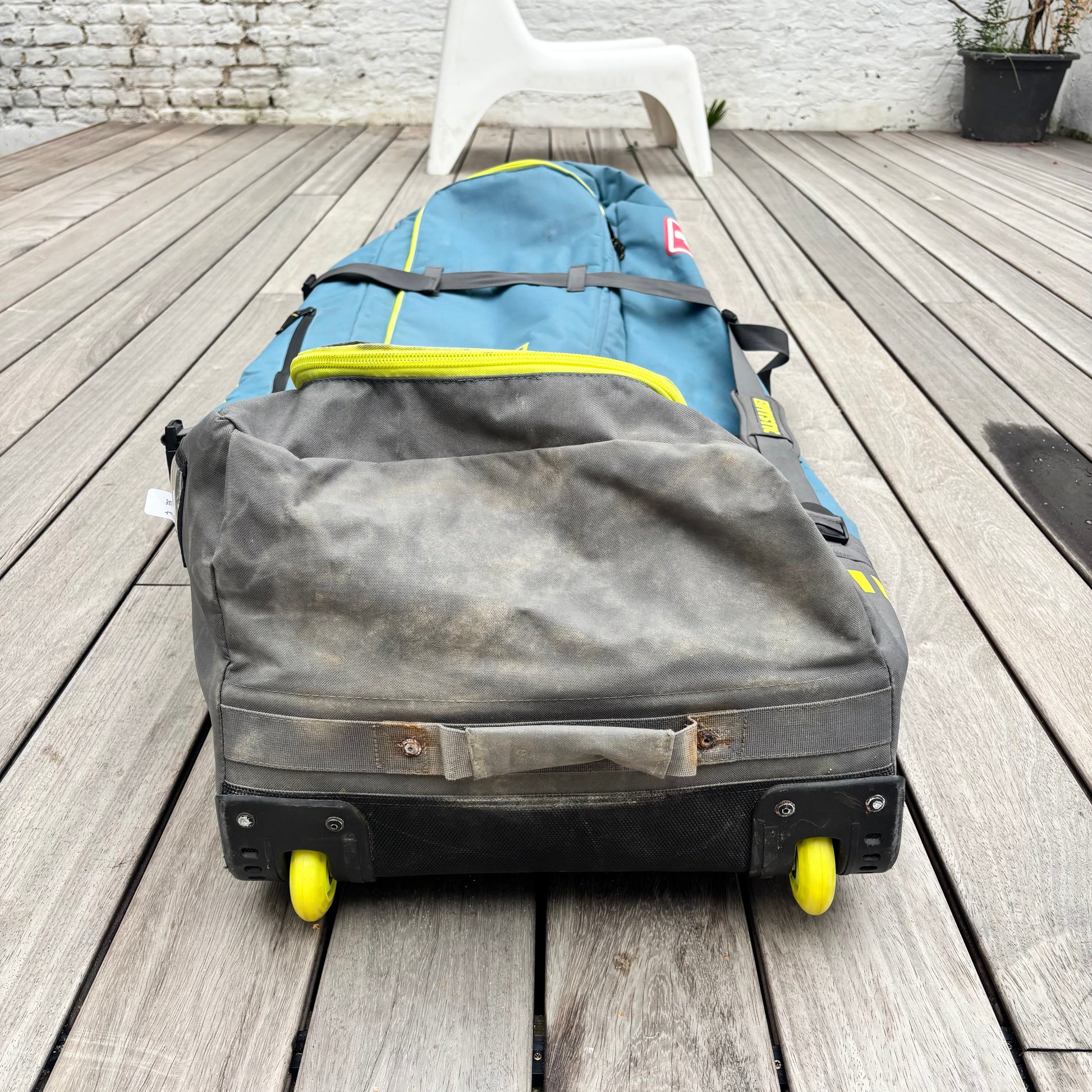 Mystic gearbox with wheels 140 cm USED - Boardbags-Wheels (GRADE A)