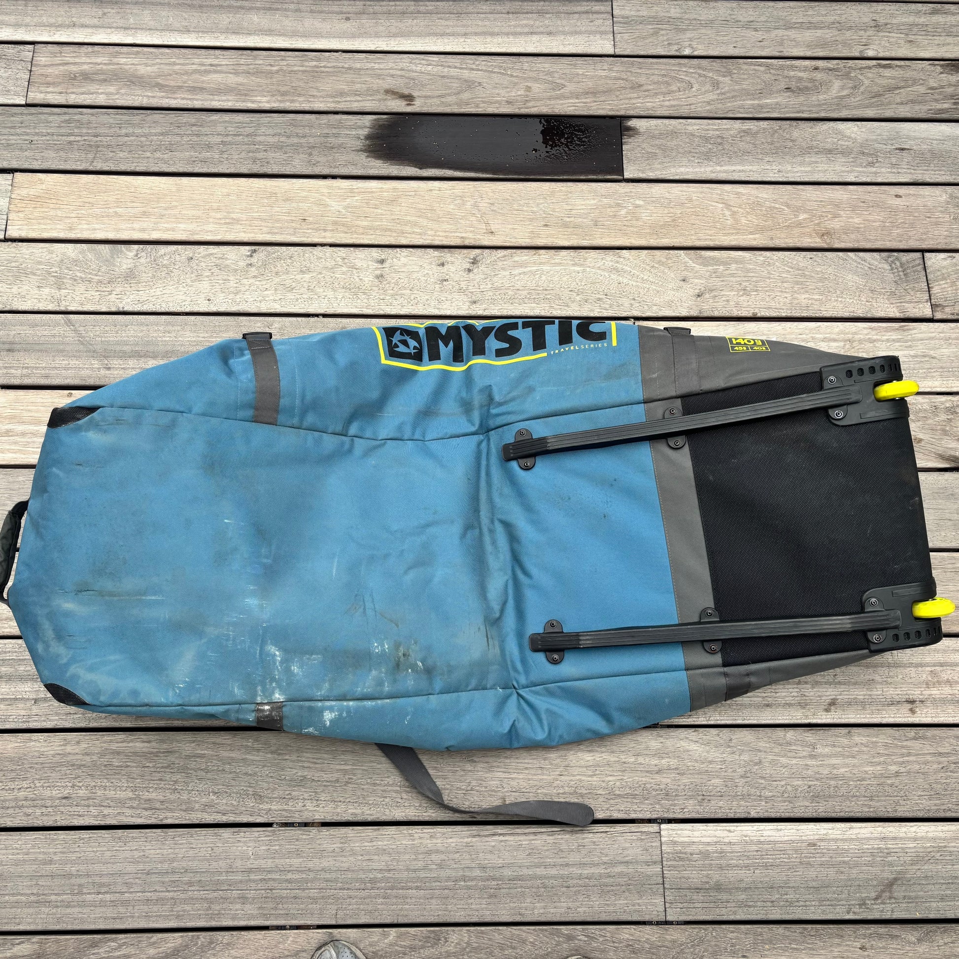 Mystic gearbox with wheels 140 cm USED - Boardbags-Wheels (GRADE A)