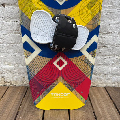 Takoon 146cm SOURCE Twintip COMPLETE USED - Twintips (GRADE A)