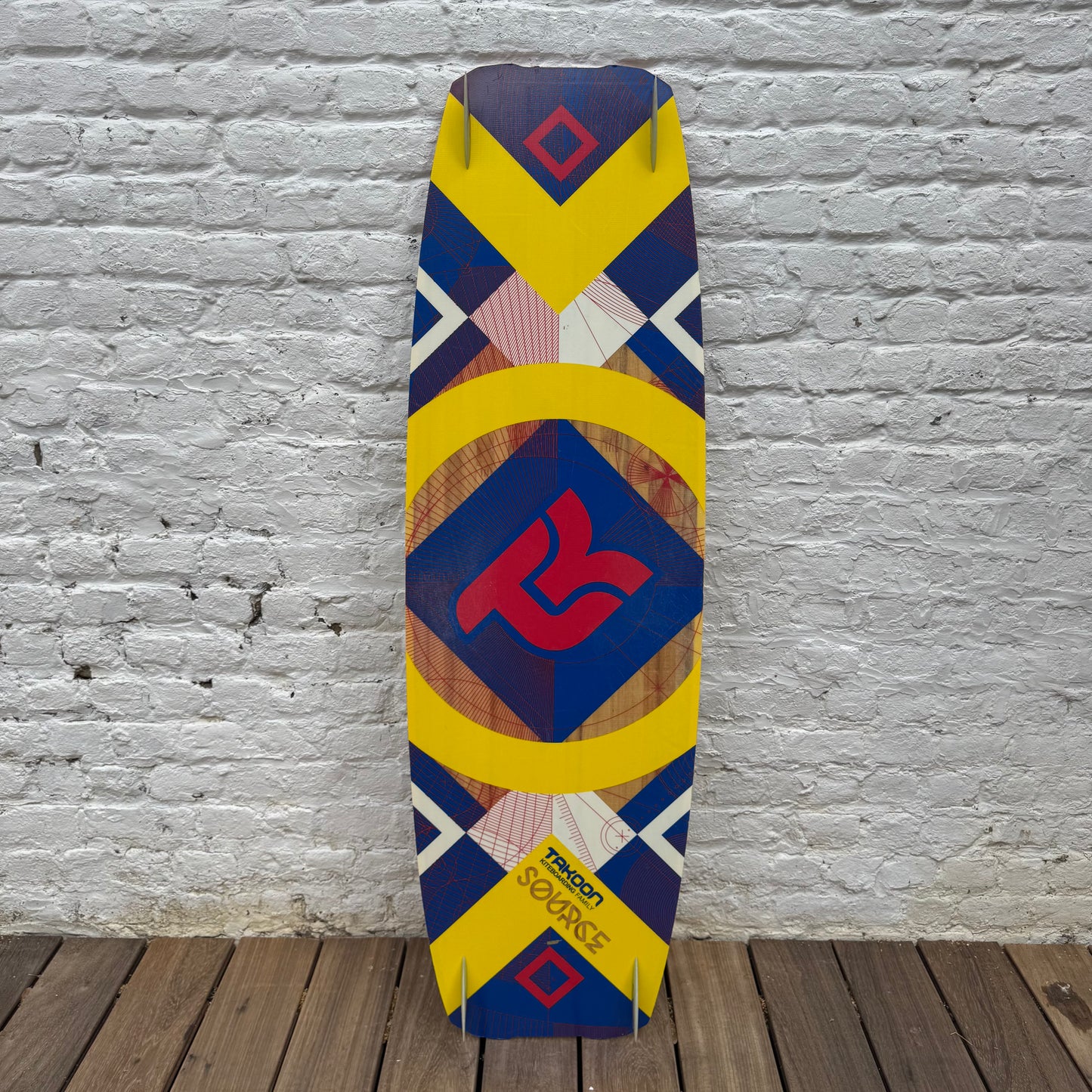Takoon 146cm SOURCE Twintip COMPLETE USED - Twintips (GRADE A)