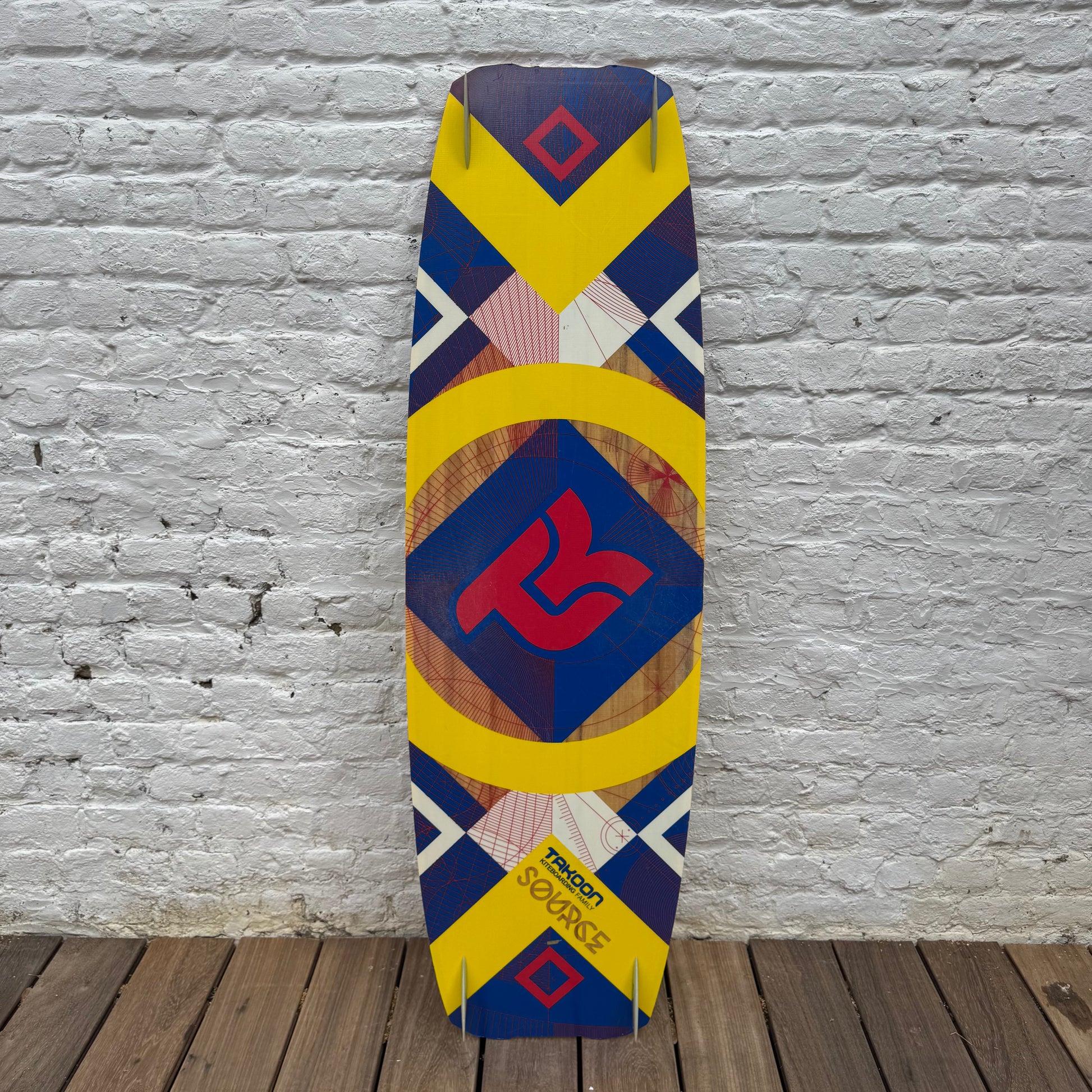 Takoon 146cm SOURCE Twintip COMPLETE USED - Twintips (GRADE A)