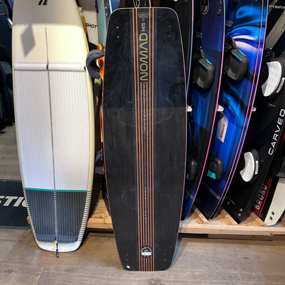 Slingshot NOMAD - Hybrid - 145cm WK - 003 USED | 22 - Wakeboards (GRADE C)