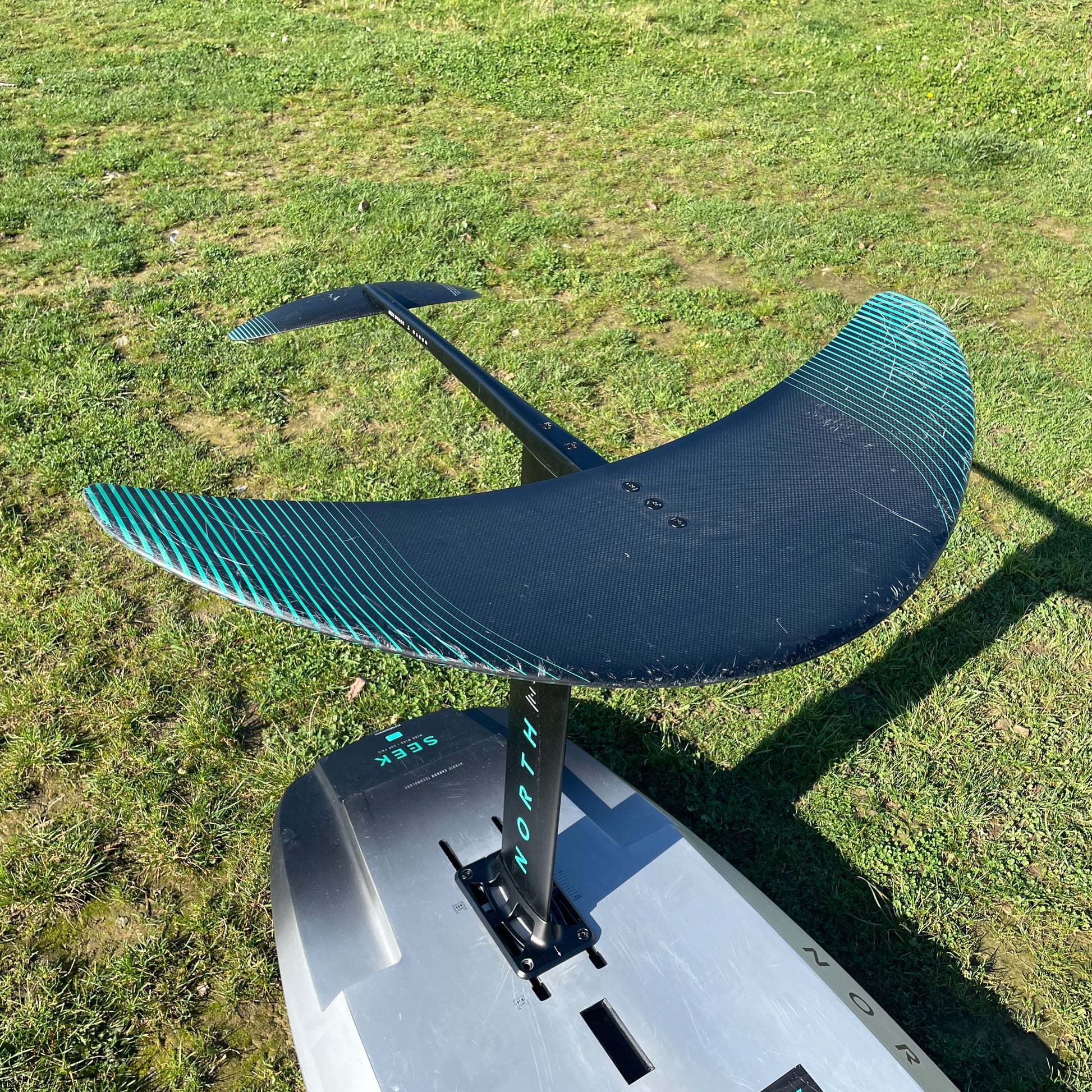 North Pack Seek 5'9 117L + Sonar Alu 72cm + FW2200 + Mast FW board USED - Full Sets (GRADE B)