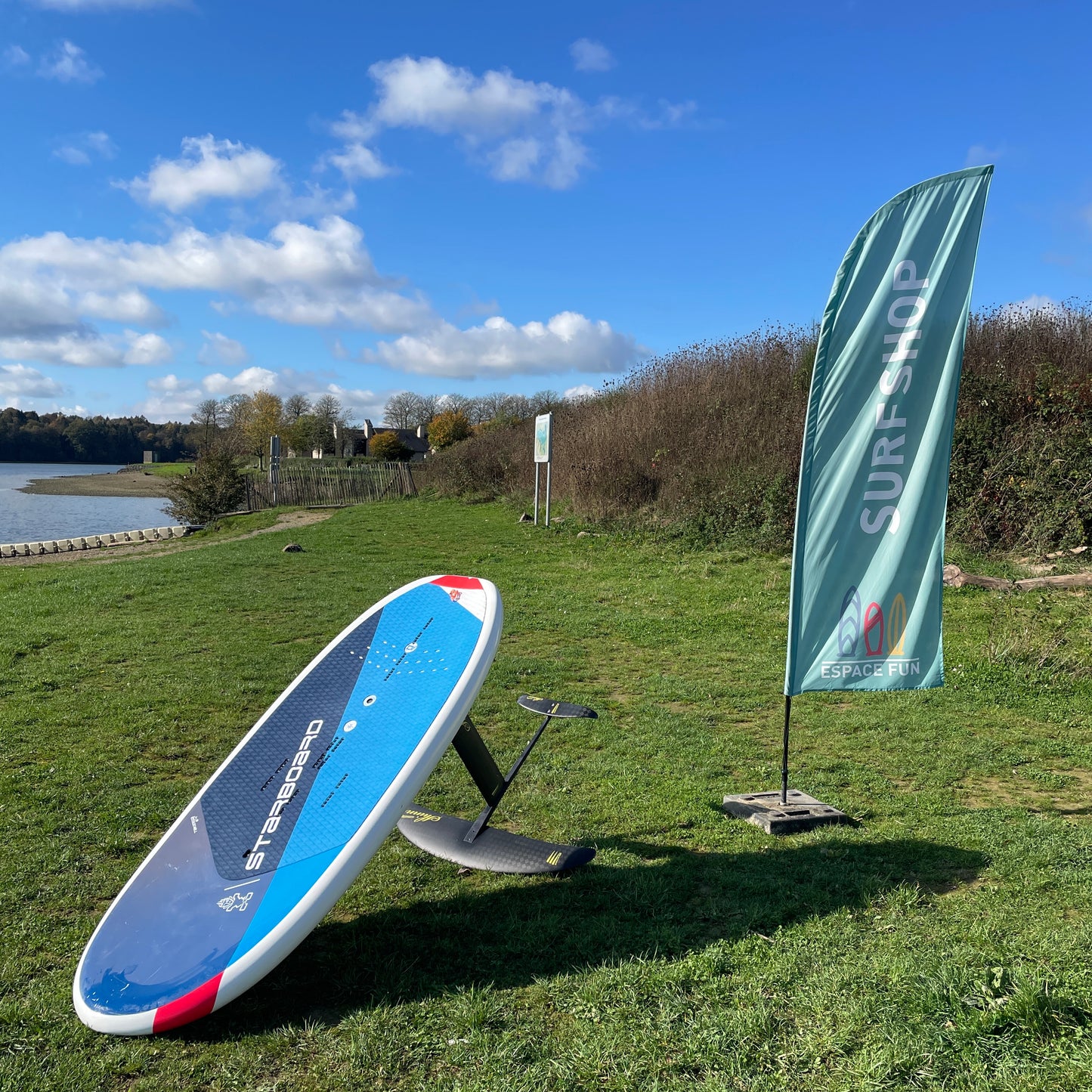 Slingshot Pack Starboard 6'4 130L - Hydrofoil Shinn mast HM 75cm (water) + FW1950 + Bag USED - Full Sets (GRADE B)