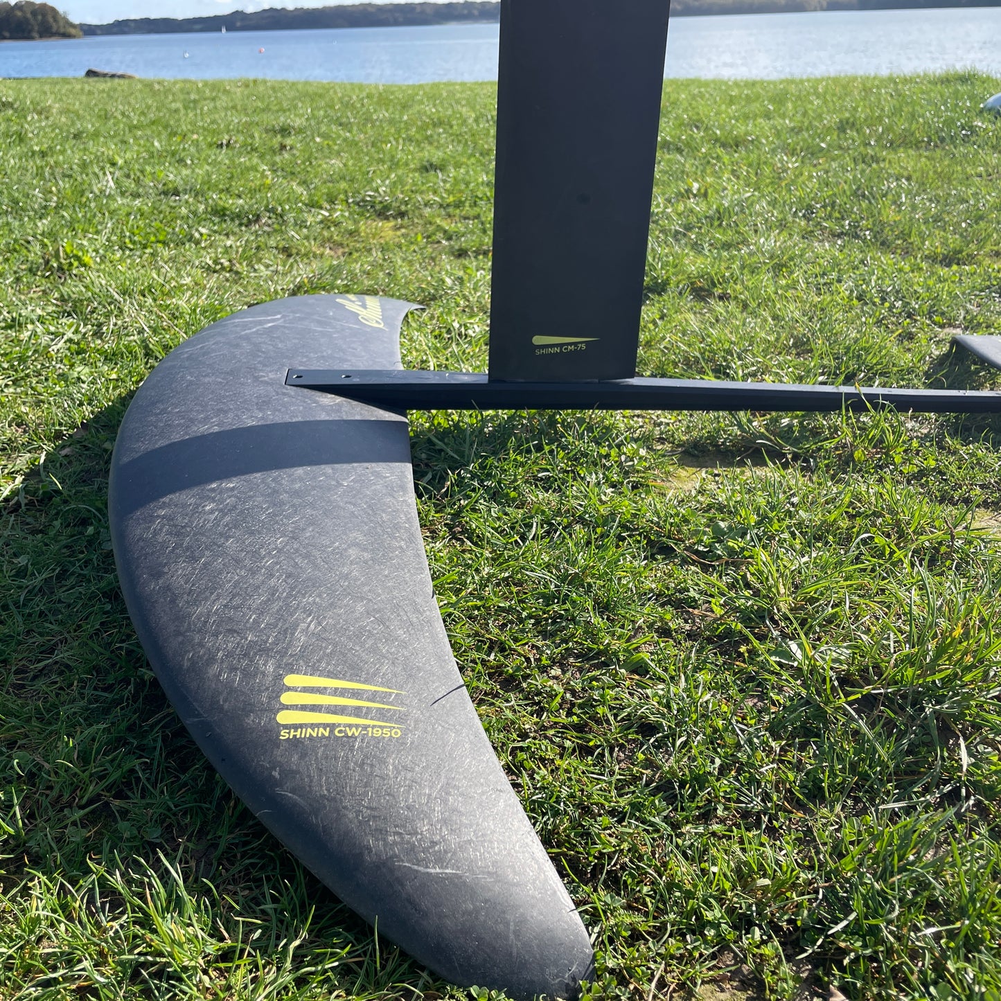 Slingshot Pack Starboard 6'4 130L - Hydrofoil Shinn mast HM 75cm (water) + FW1950 + Bag USED - Full Sets (GRADE B)