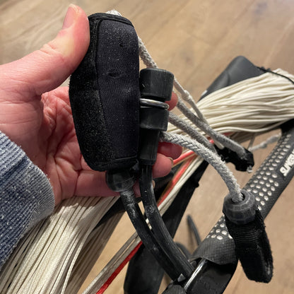 Slingshot 17 in THE SENTRY V1 Control Bar USED - Bar & Lines (GRADE C)