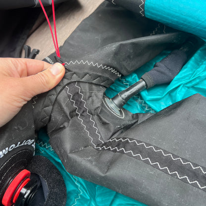 Ozone 8m REO V6 Kite Only w/bag USED - Kites (GRADE A)