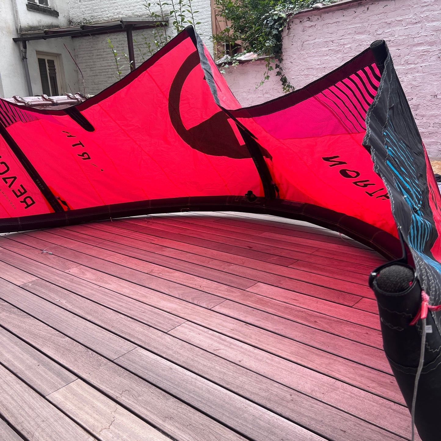 North 9m REACH Kite Only w/bag USED | 24 - Kites (GRADE B)
