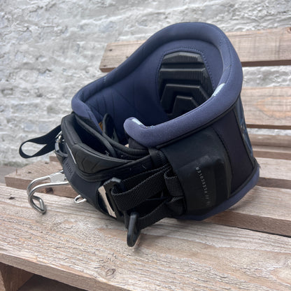 Mystic Warrior X Waist Harness w/spreader Bar USED | 22 - Kite Waist (GRADE B)