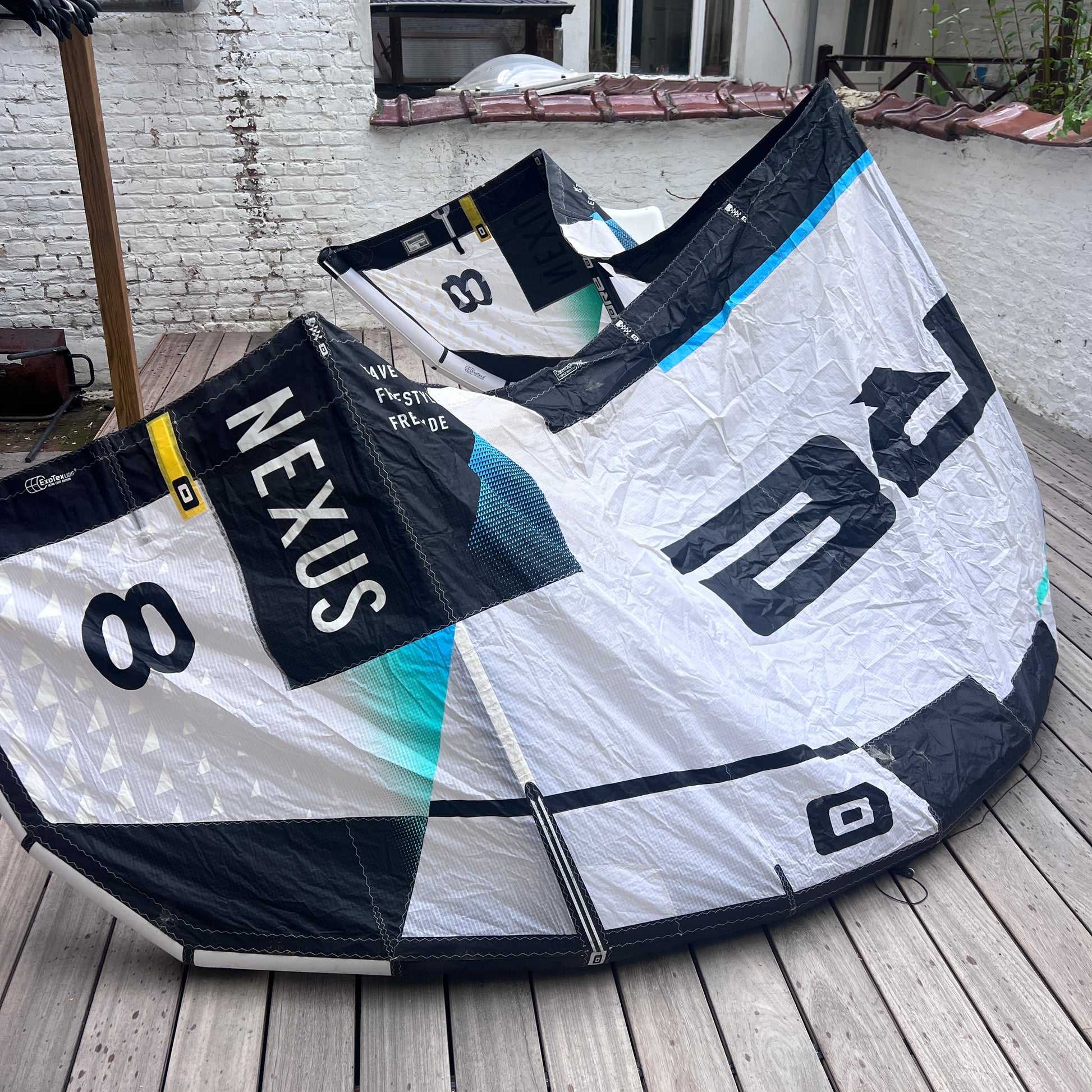 Core NEXUS 8m Kite Only w/Bag USED - Kites (GRADE C)