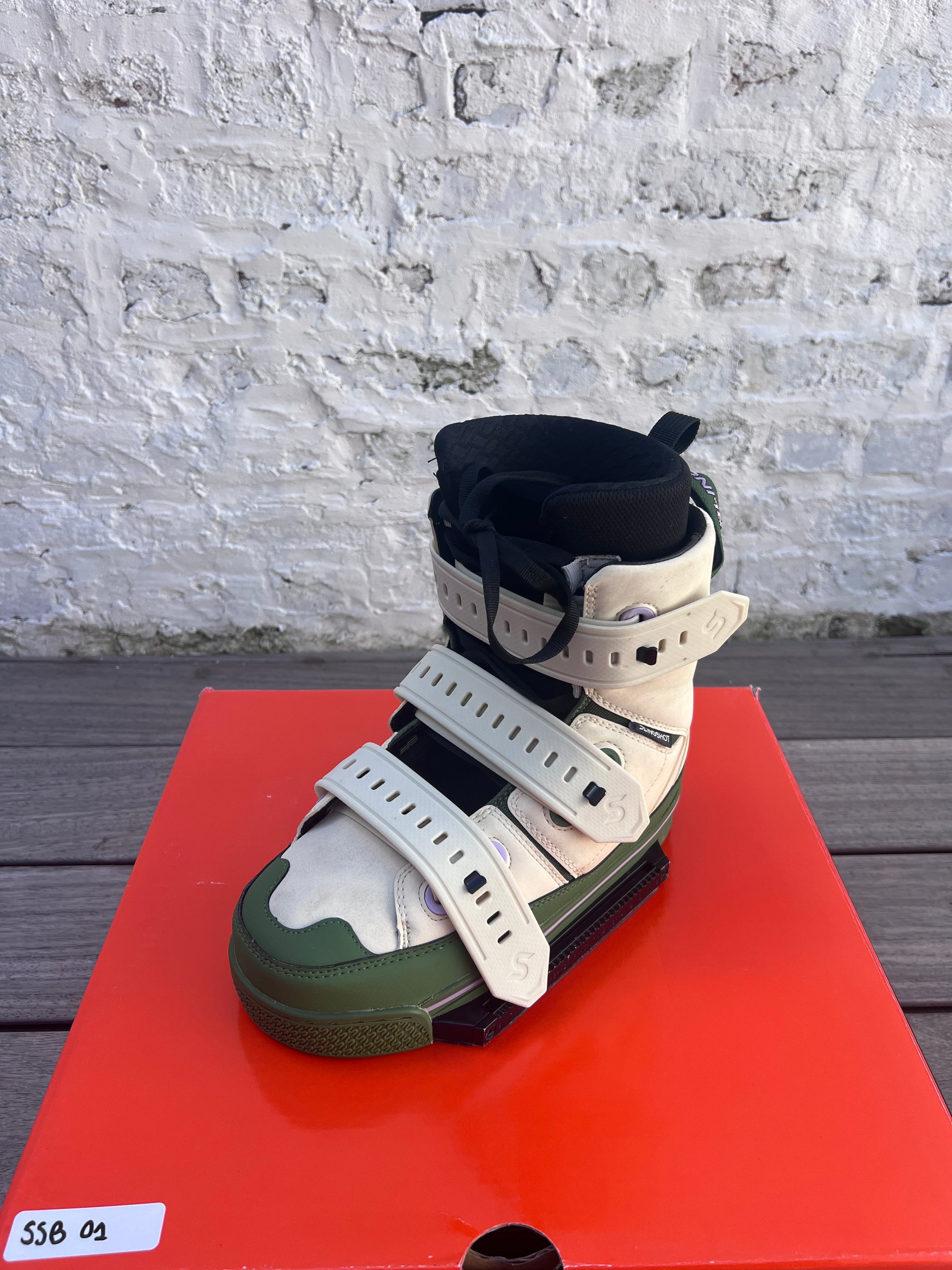 Slingshot COPYCAT Wakeboots US08 - SSB01 USED | 25 - Closed Toe Boots (GRADE A)