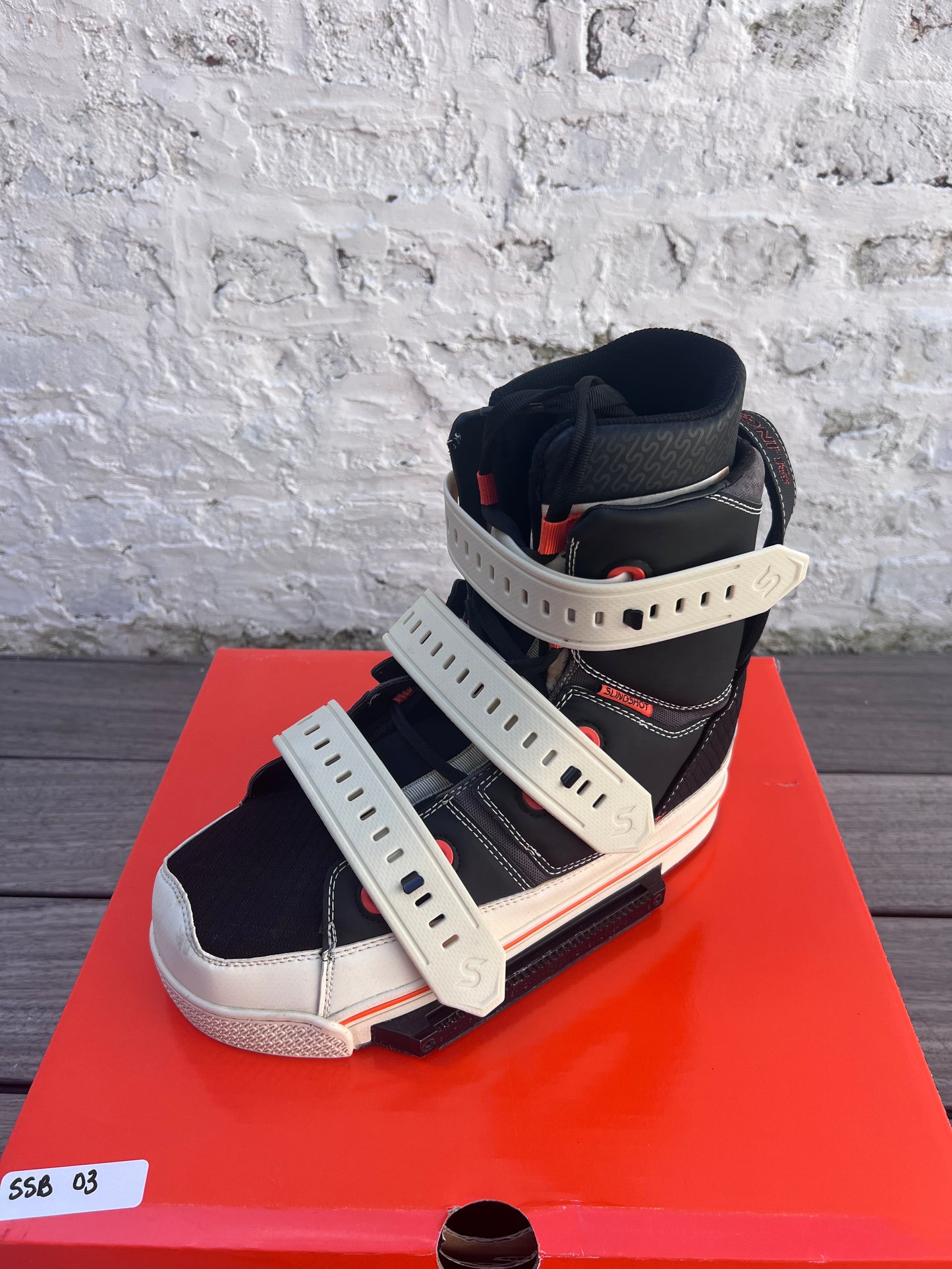 Slingshot SPACE MOB Wakeboots US11 - SSB03 USED | 25 - Closed Toe Boots (GRADE A)