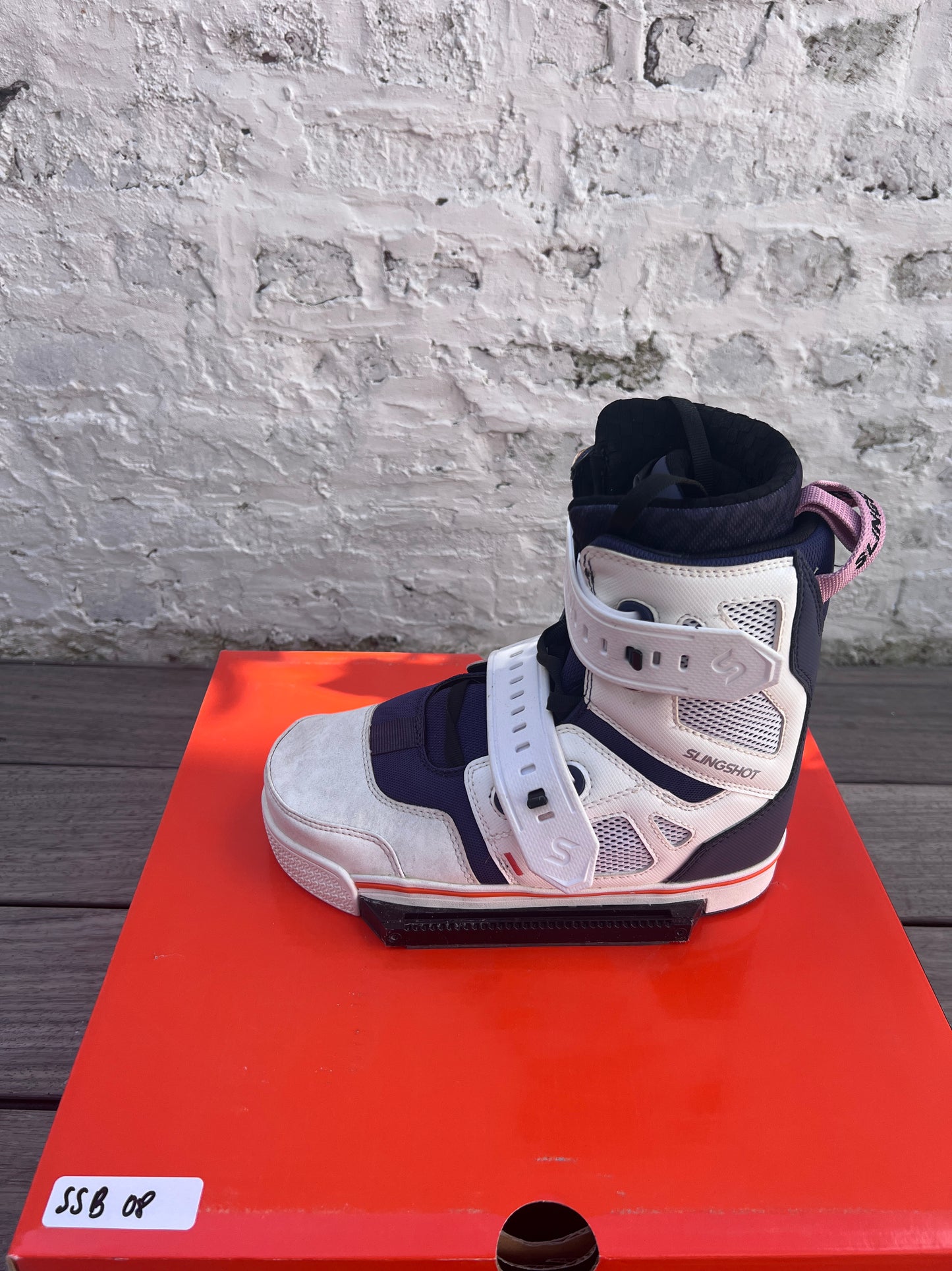 Slingshot JEWEL Wakeboots US08 - SSB08 USED | 25 - Closed Toe Boots (GRADE A)