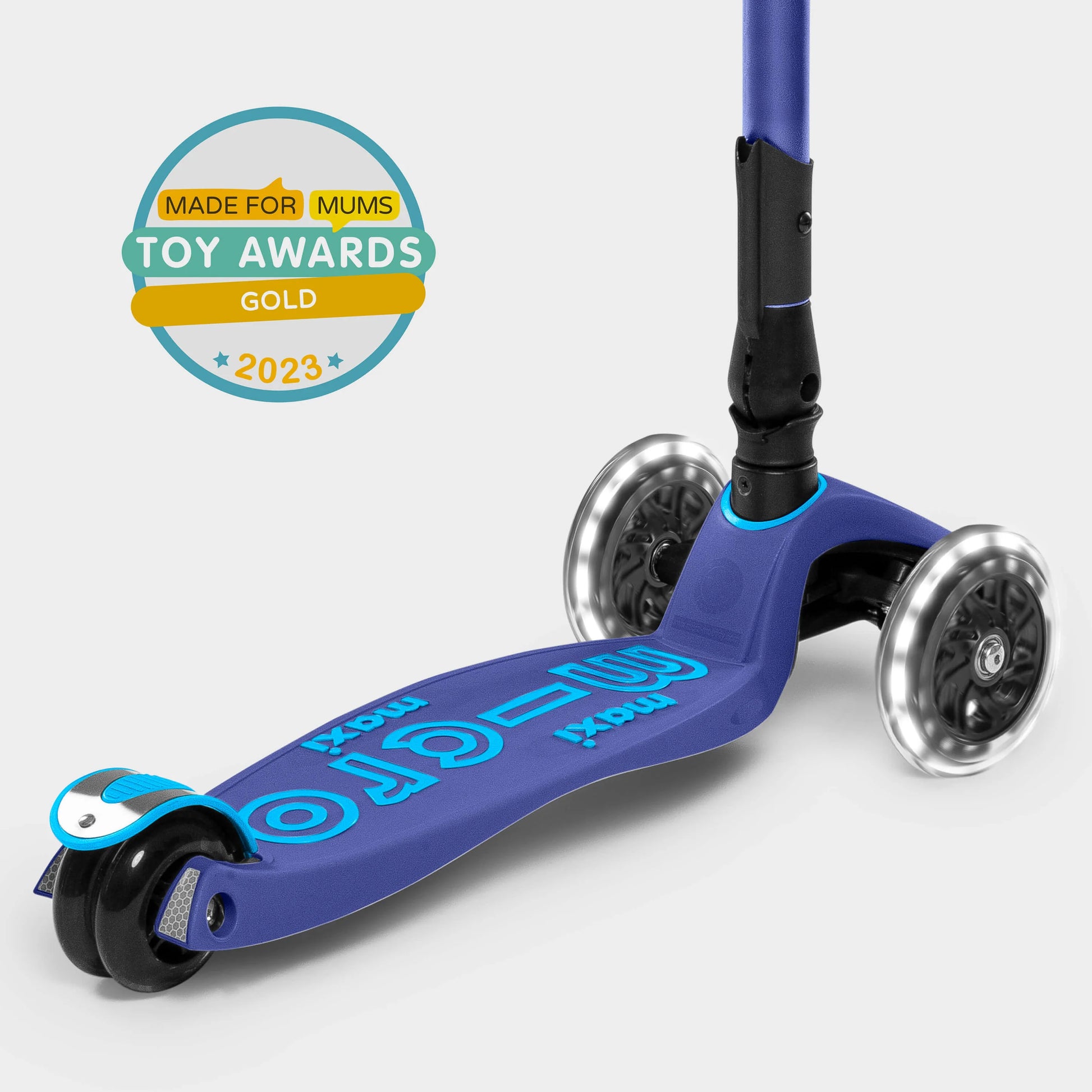 Micro MAXI Deluxe Foldable LED - 3 Wheel Steps