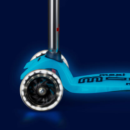 Micro MAXI Deluxe LED Glow - 3 Wheel Steps