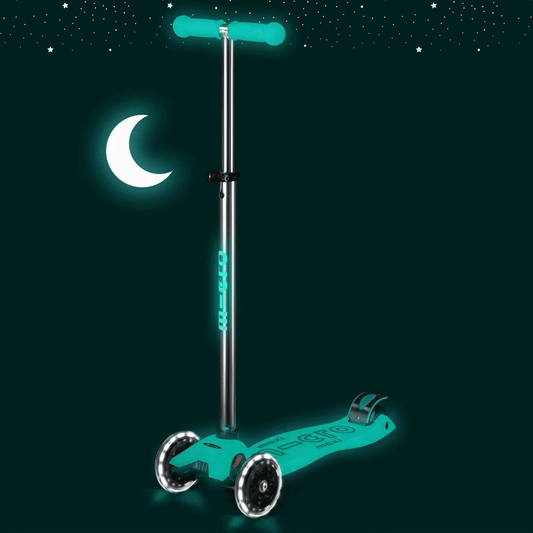 Micro MAXI Deluxe LED Glow - 3 Wheel Steps